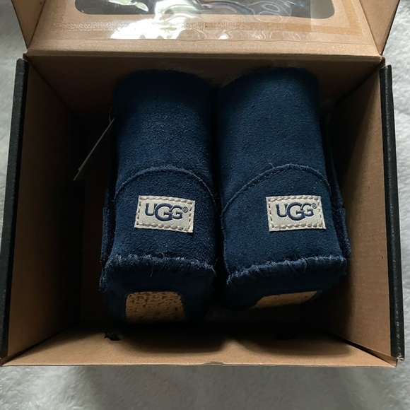 UGG Midnight Sheepskin Booties New with box!! - Picture 9 of 13
